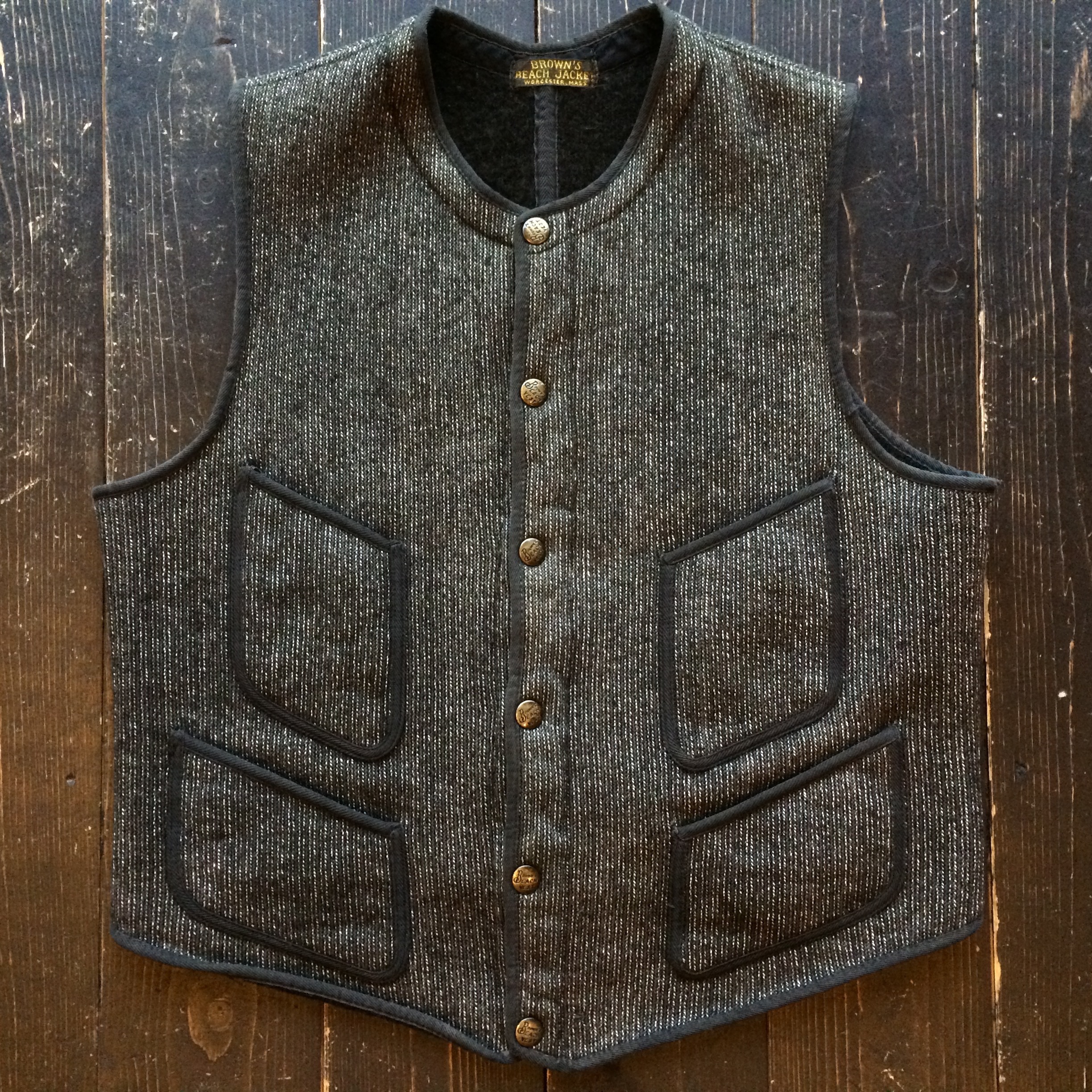 30's BROWN'S BEACH VEST | Button Up Clothing
