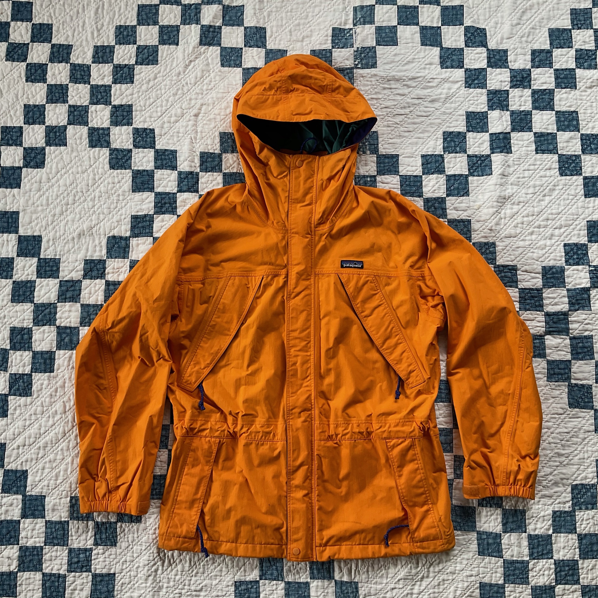 【名作】OLDパタゴニア　ストームジャケット　マンゴー70年代